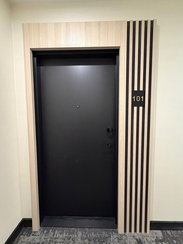 101 - 56 Andre De Grasse Street