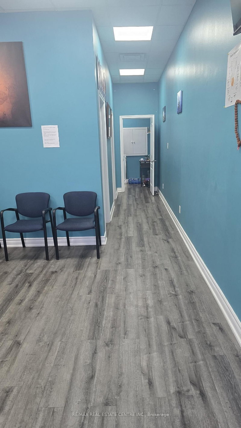 19 - 25 Karachi Dr, Markham, L3S 0B5 | Image 2