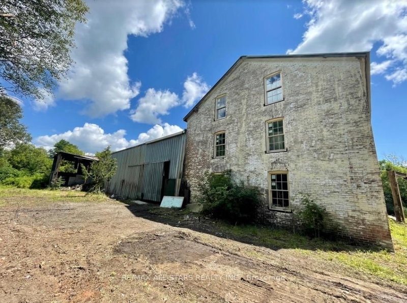 175 Laidlaw St N, Brock, L0E 1E0 | Image 3