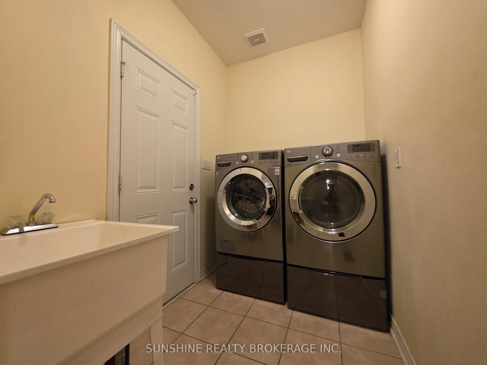 Detached House for lease at 39 Wozniak Crescent, Markham, Ontario, L6E 0L4 - Wismer - MLS: N12812780