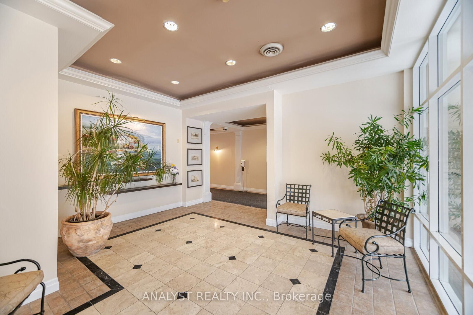 Condo sold at 216-121 Woodbridge Avenue, Vaughan, Ontario, L4L 2S6 - West Woodbridge - MLS: N12812878