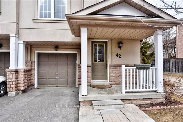 42 - 10 Post Oak Dr, Richmond Hill, L4E 4H8 | Image 2