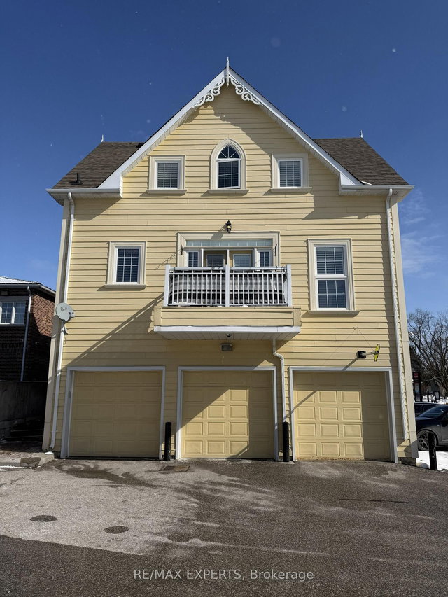 204 - 10472 Islington Avenue