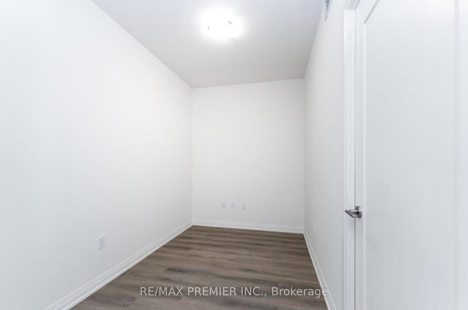 9000 Jane Street, Unit 308 - Photo 11