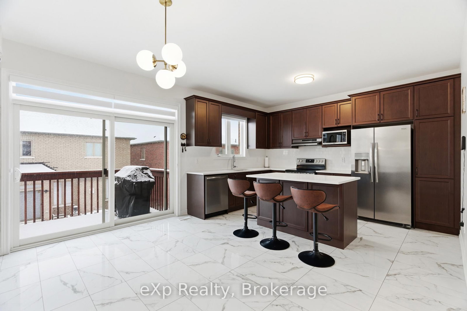 Detached House for sale at 6 Faimira Avenue, Georgina, Ontario, L4P 0S4 - Keswick South - MLS: N12815904