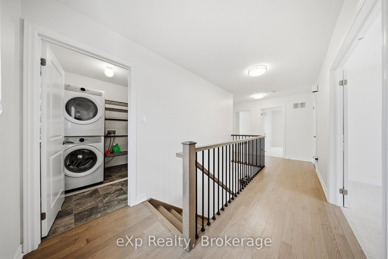 Detached House for sale at 6 Faimira Avenue, Georgina, Ontario, L4P 0S4 - Keswick South - MLS: N12815904