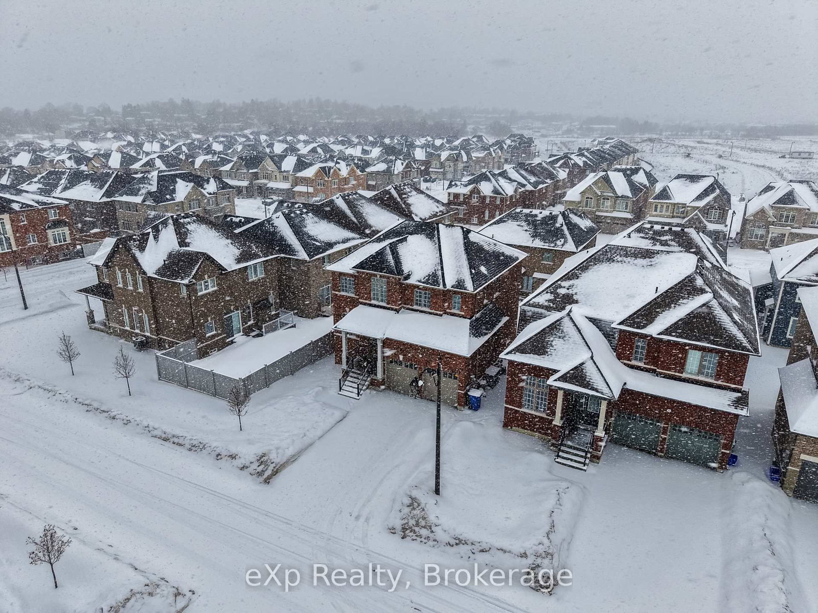 Detached House for sale at 6 Faimira Avenue, Georgina, Ontario, L4P 0S4 - Keswick South - MLS: N12815904