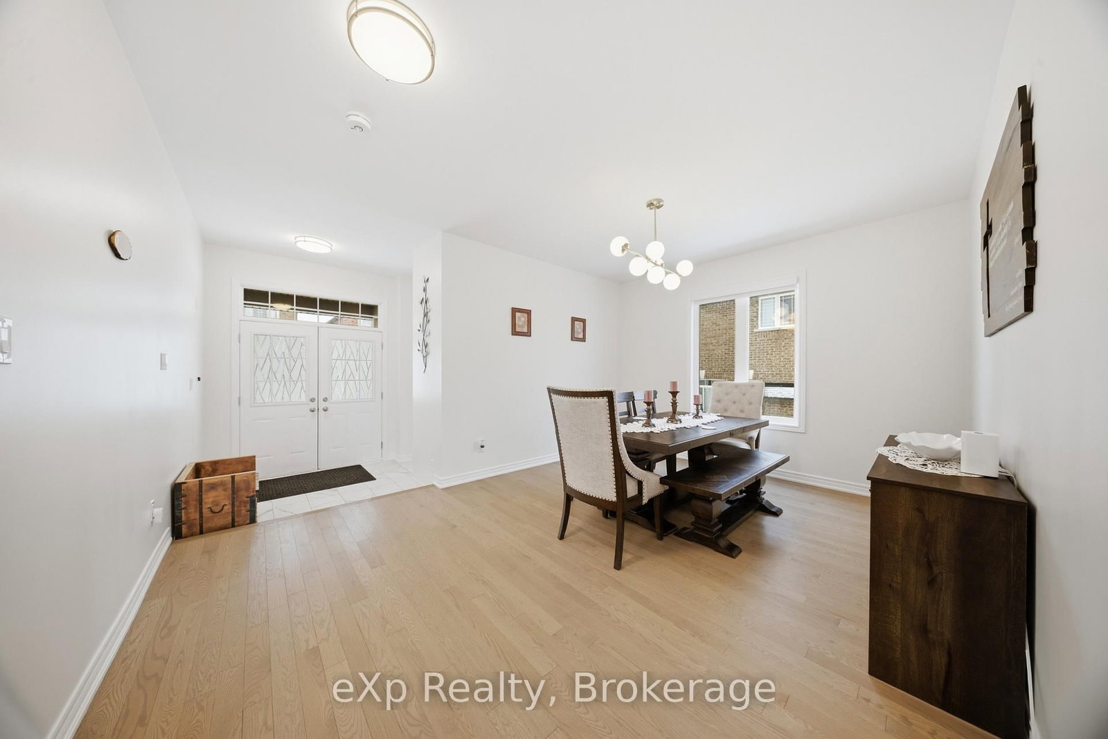 Detached House for sale at 6 Faimira Avenue, Georgina, Ontario, L4P 0S4 - Keswick South - MLS: N12815904