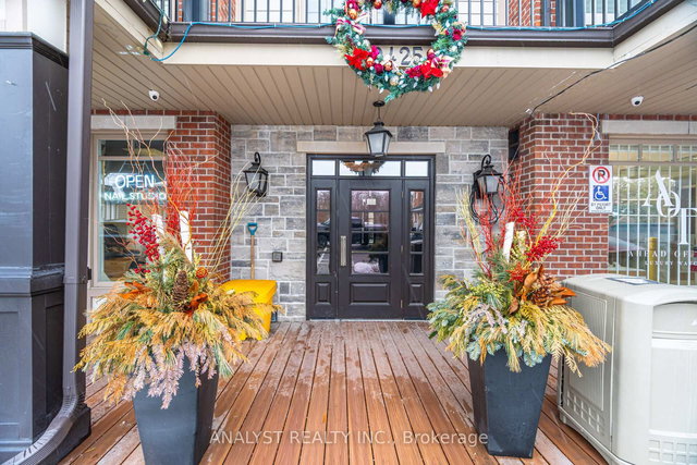 104 - 10425 Islington Avenue