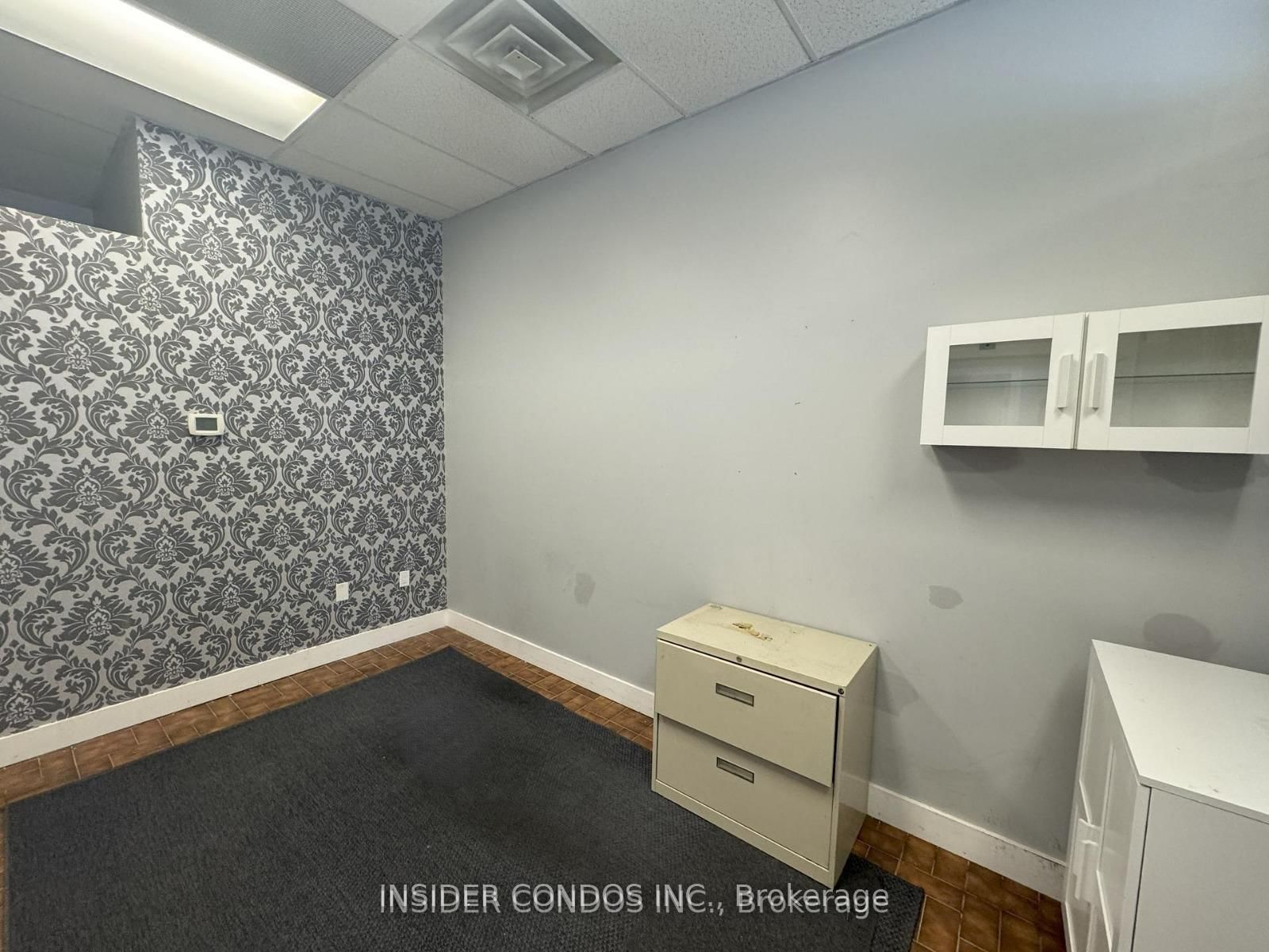 15 Willis Road, Unit B - Photo 10