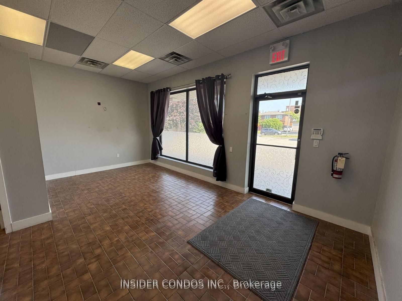 15 Willis Road, Unit B - Photo 3