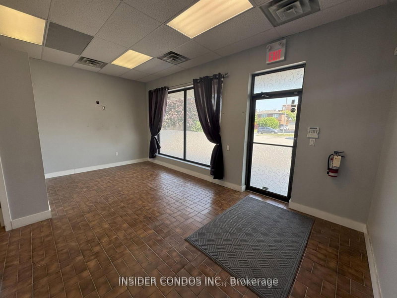 B - 15 Willis Rd, Vaughan, L4L 2S3 | Image 3