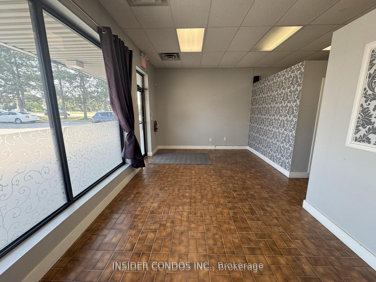 15 Willis Road, Unit B - Photo 4