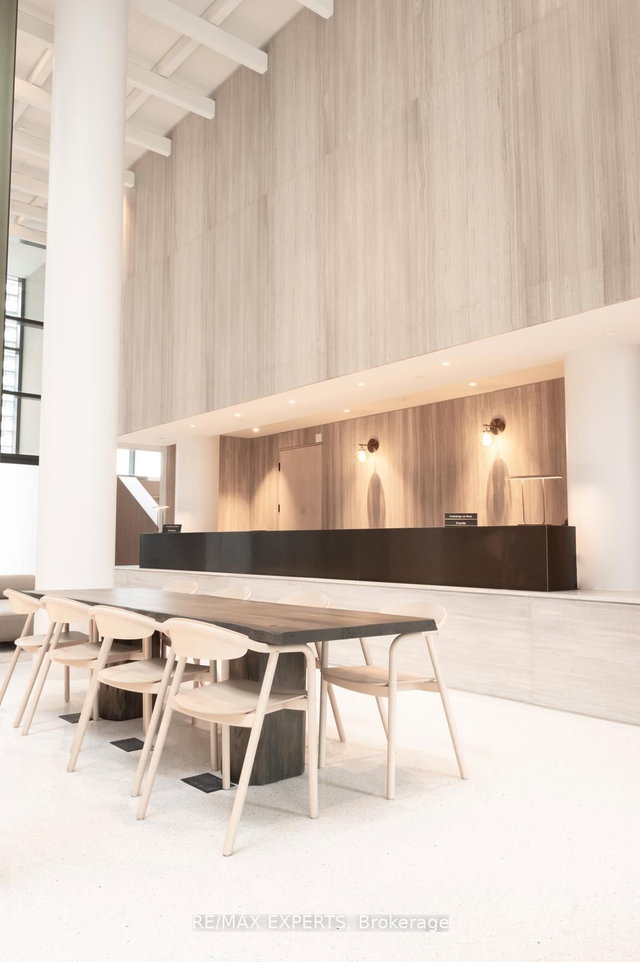 312 - 195 Commerce Street