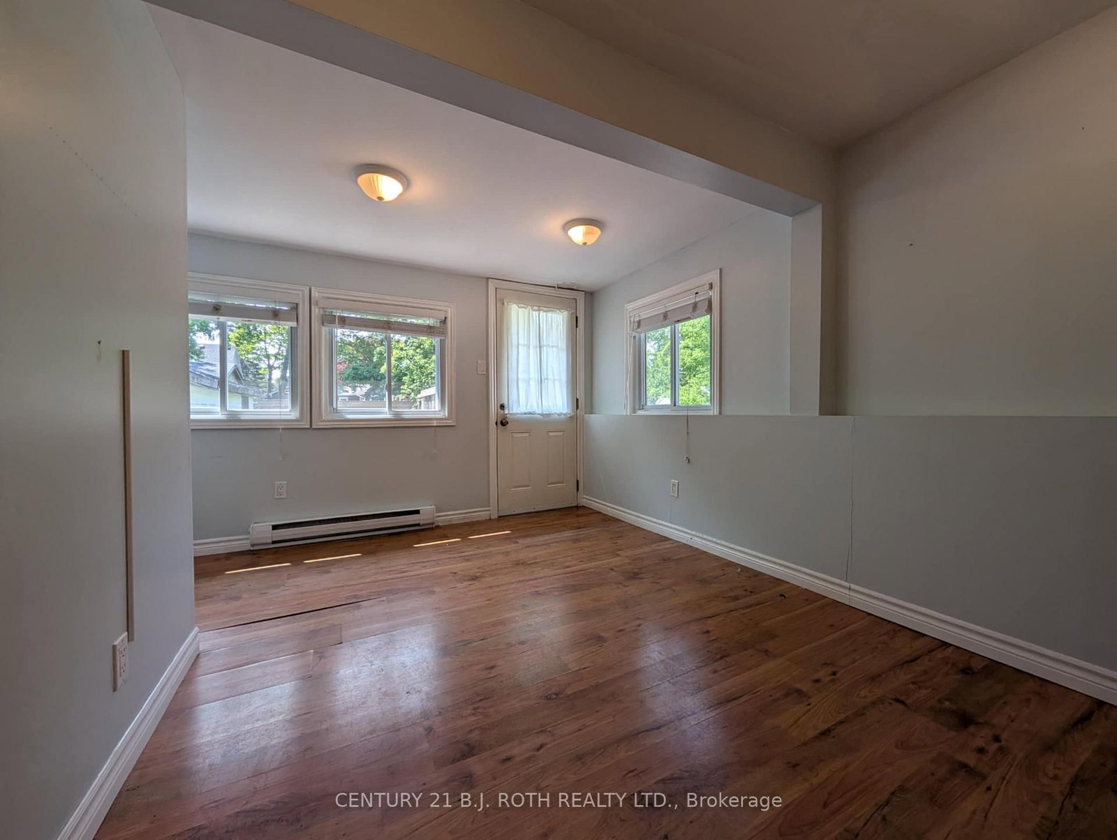 Detached House for sale at 775 James Street, Innisfil, Ontario, L9S 2G6 - Alcona - MLS: N12818730