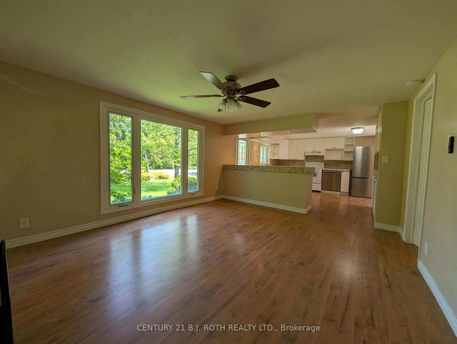 Detached House for sale at 775 James Street, Innisfil, Ontario, L9S 2G6 - Alcona - MLS: N12818730