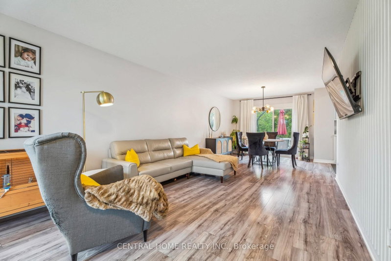 50 Metro Road S