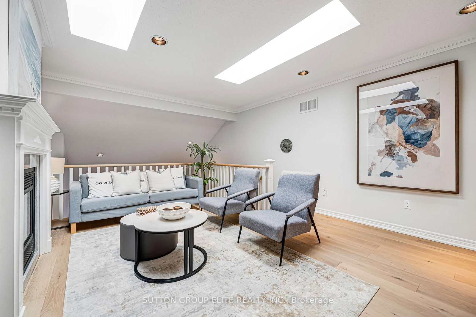 Listing Image 19