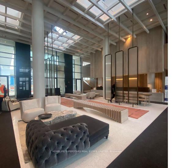 610 - 225 Commerce St Street