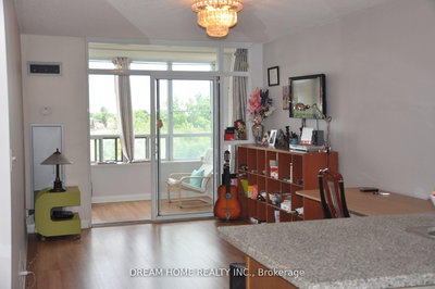 303-7363 Kennedy Road, Markham, Ontario image-0-1