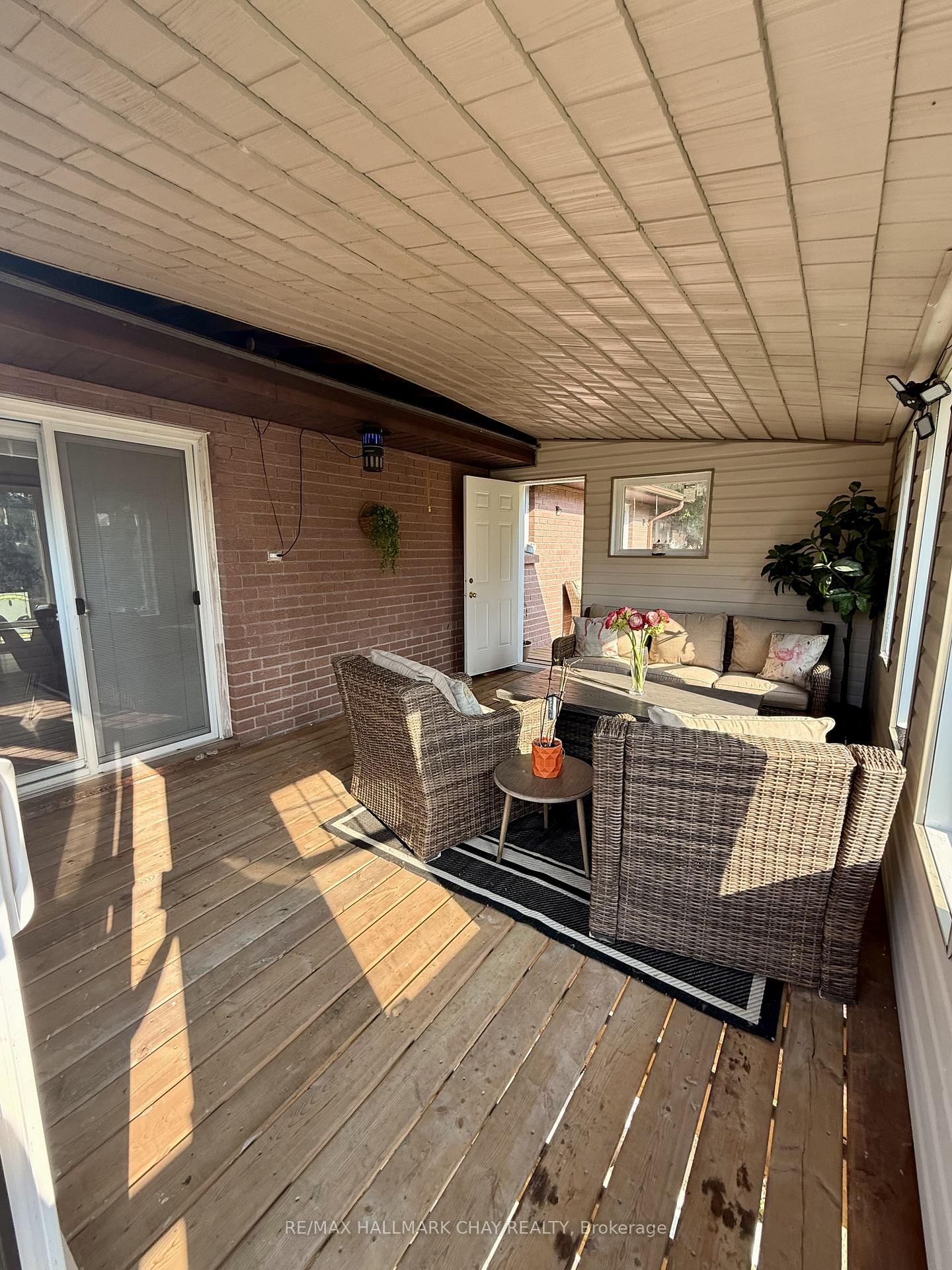 Listing Image 37