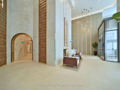 305-1000 Portage Parkway, Vaughan, Ontario image-0-1