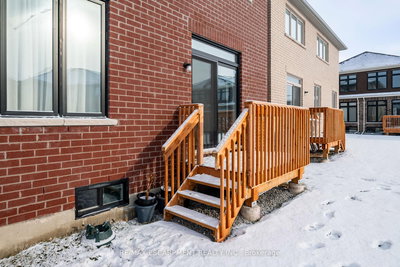 48 Sparrow Way, Adjala-Tosorontio, Ontario image-0-3