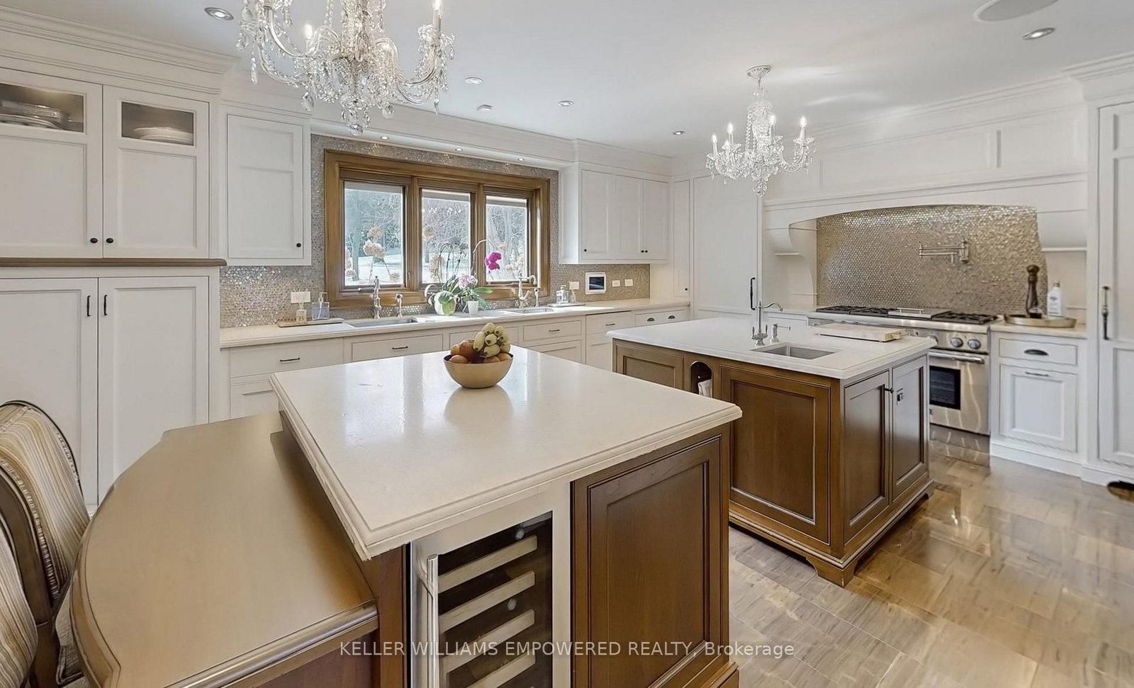 Detached House for sale at 43 Woodland Acres Crescent, Vaughan, Ontario, L6A 1G1 - Rural Vaughan - MLS: N12820636