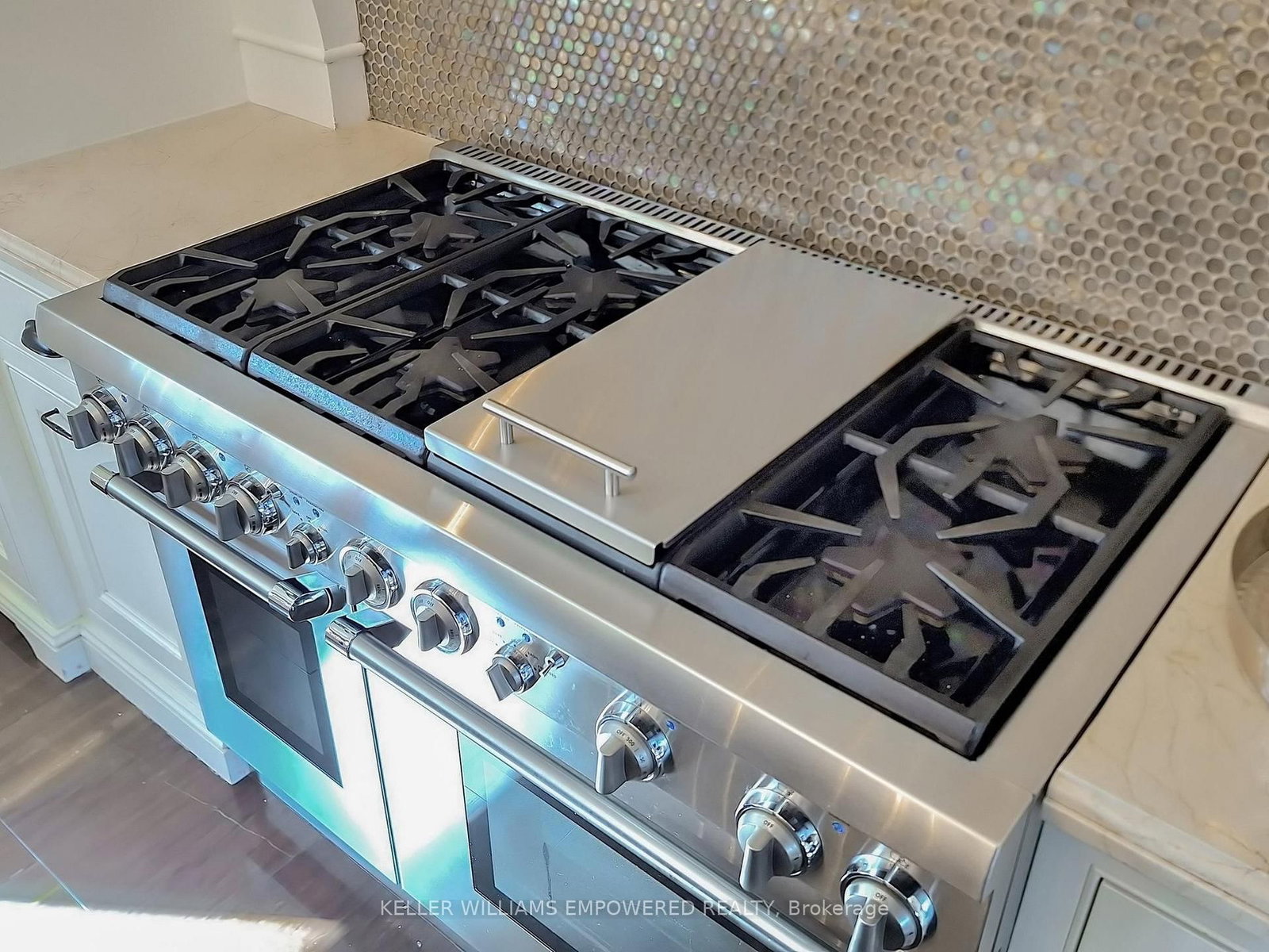 Detached House for sale at 43 Woodland Acres Crescent, Vaughan, Ontario, L6A 1G1 - Rural Vaughan - MLS: N12820636