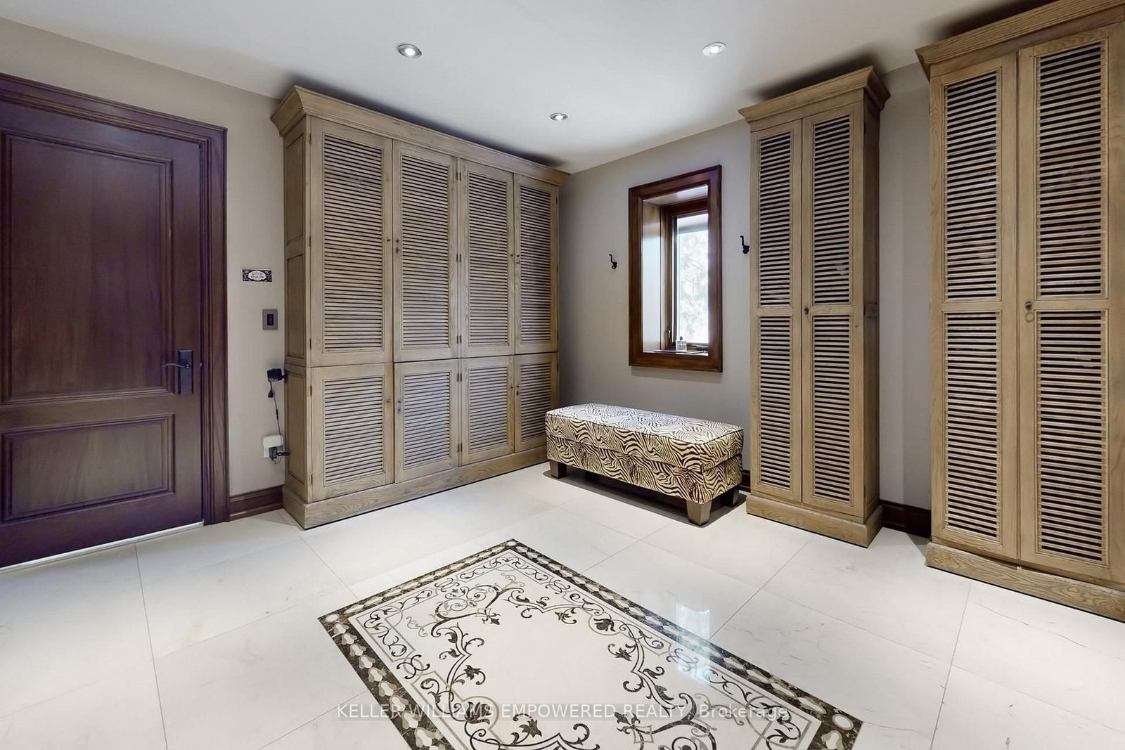 Detached House for sale at 43 Woodland Acres Crescent, Vaughan, Ontario, L6A 1G1 - Rural Vaughan - MLS: N12820636