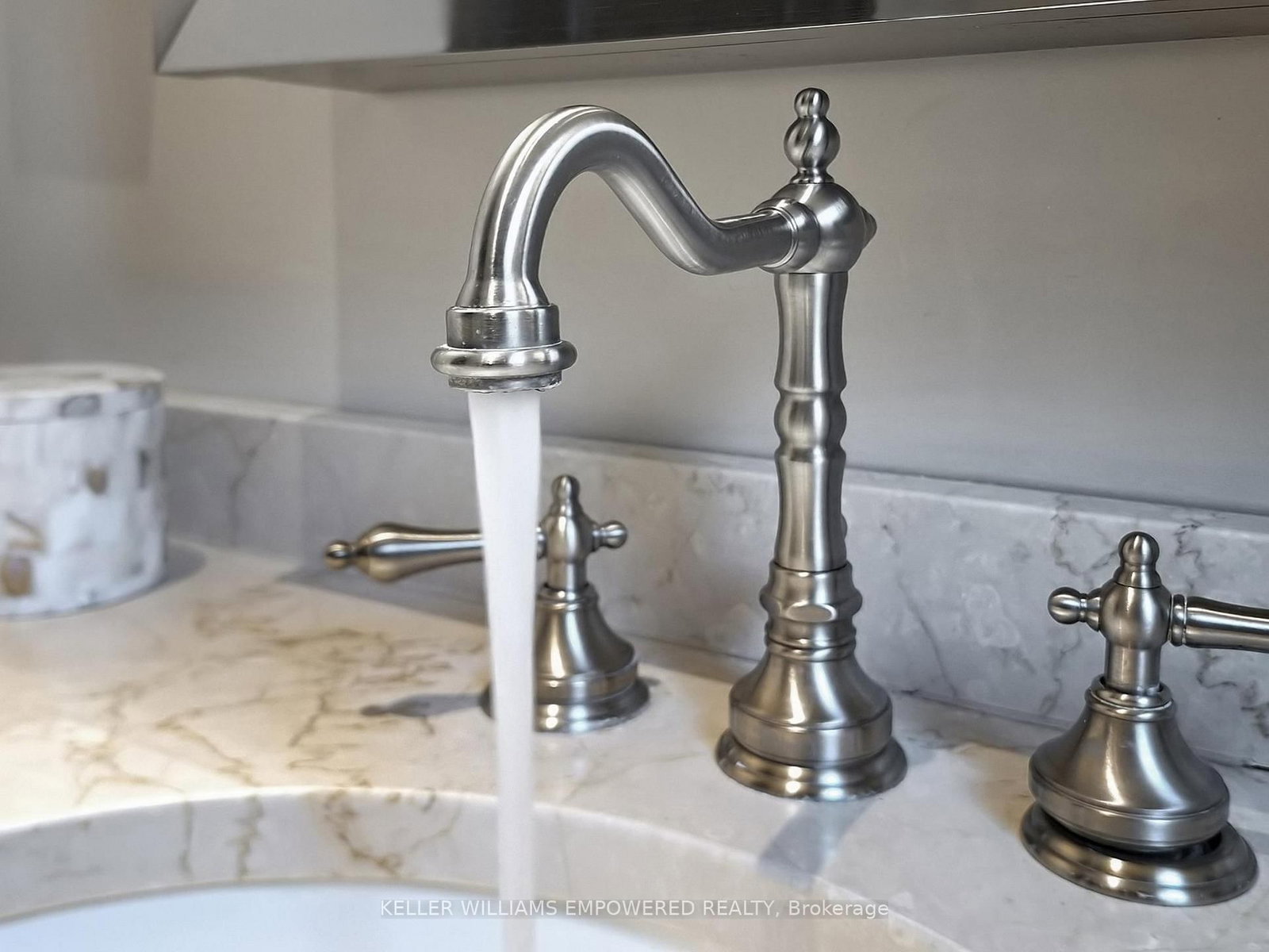 Detached House for sale at 43 Woodland Acres Crescent, Vaughan, Ontario, L6A 1G1 - Rural Vaughan - MLS: N12820636