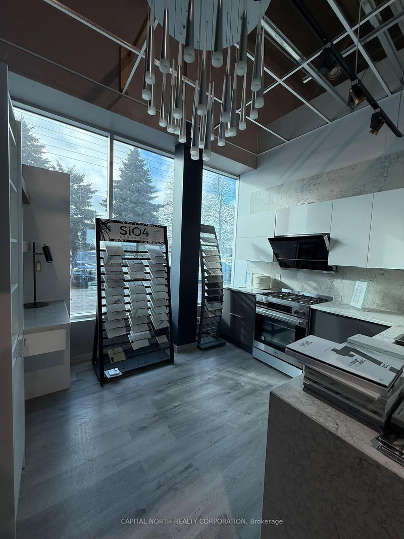 7-8 SHWRM - 8601 Jane St, Vaughan, L4K 5N9 | Image 3