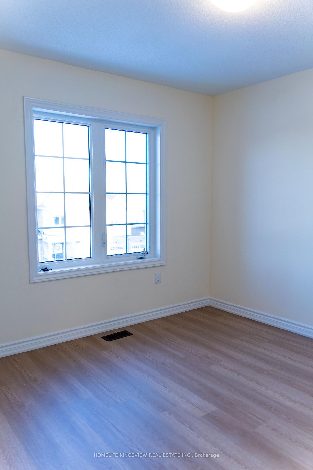 Townhouse for sale at 2146 Speare Court, Innisfil, Ontario, L9S 0M9 - Alcona - MLS: N12823532