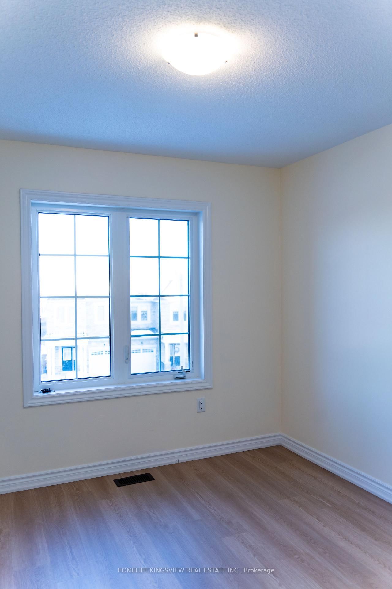 Townhouse for sale at 2146 Speare Court, Innisfil, Ontario, L9S 0M9 - Alcona - MLS: N12823532