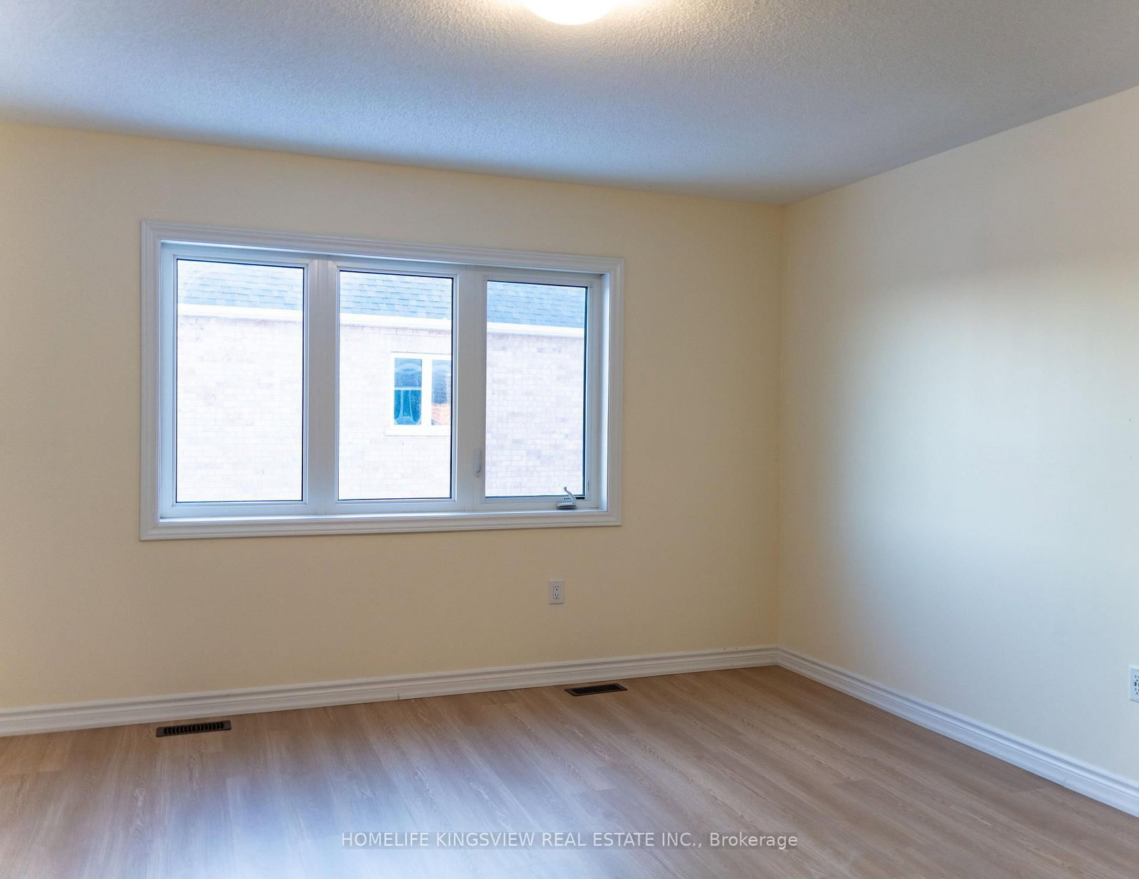 Townhouse for sale at 2146 Speare Court, Innisfil, Ontario, L9S 0M9 - Alcona - MLS: N12823532