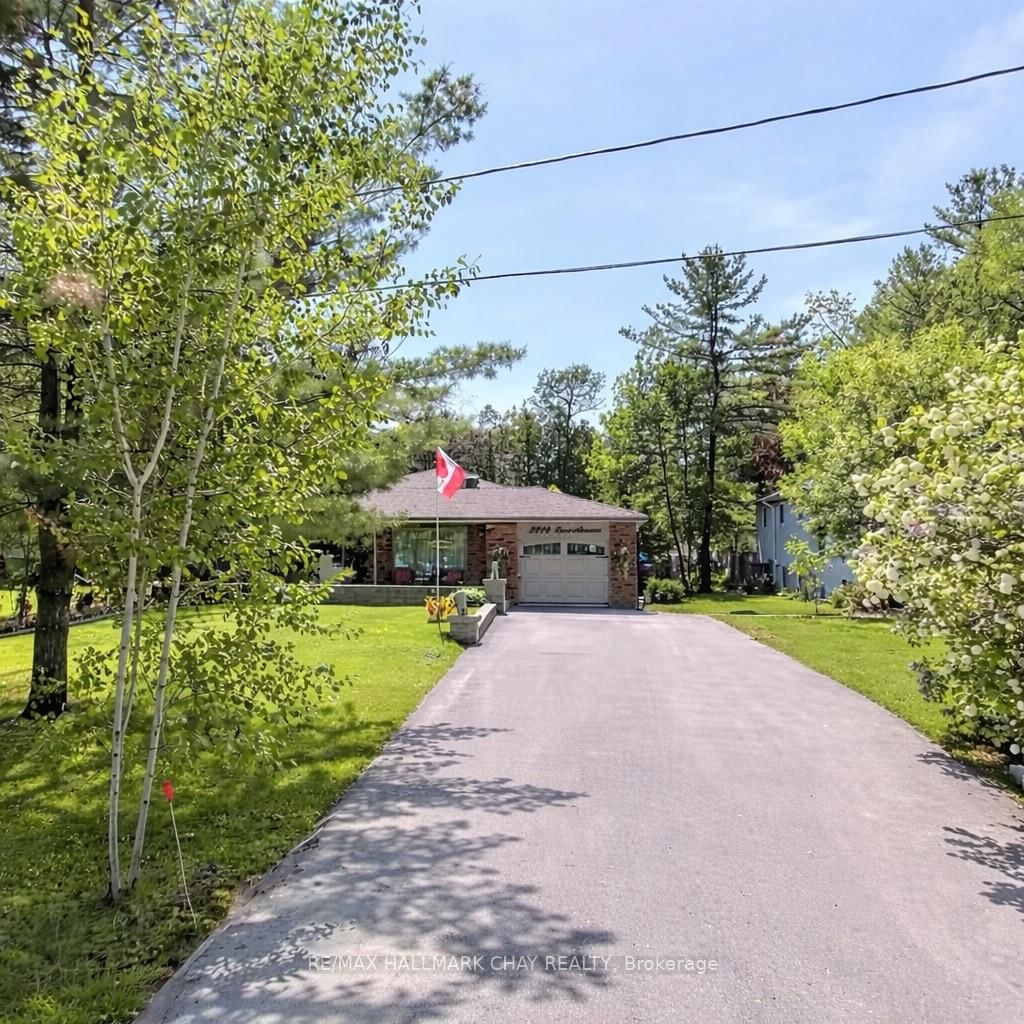 Listing Image 3