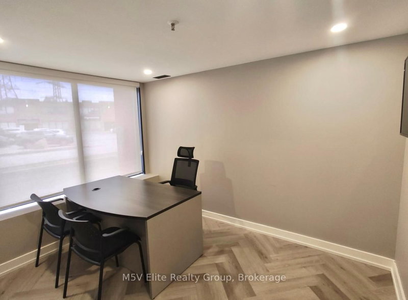 16 - 250 Regina Rd, Vaughan, L4L 8N2 | Image 2