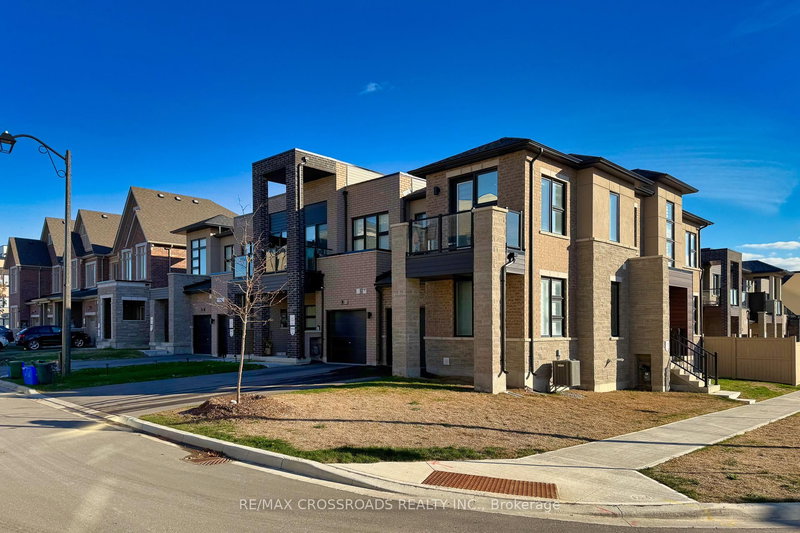 15 PERCY RYE Ave, Markham, L6C 3K1 | Image 3