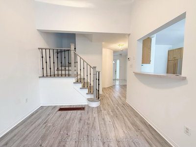 90 Bridlepath St | Richmond Hill | Image