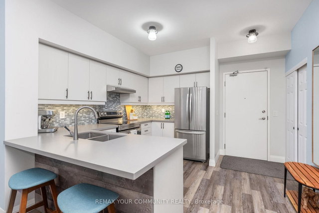 202 - 9973 Keele Street