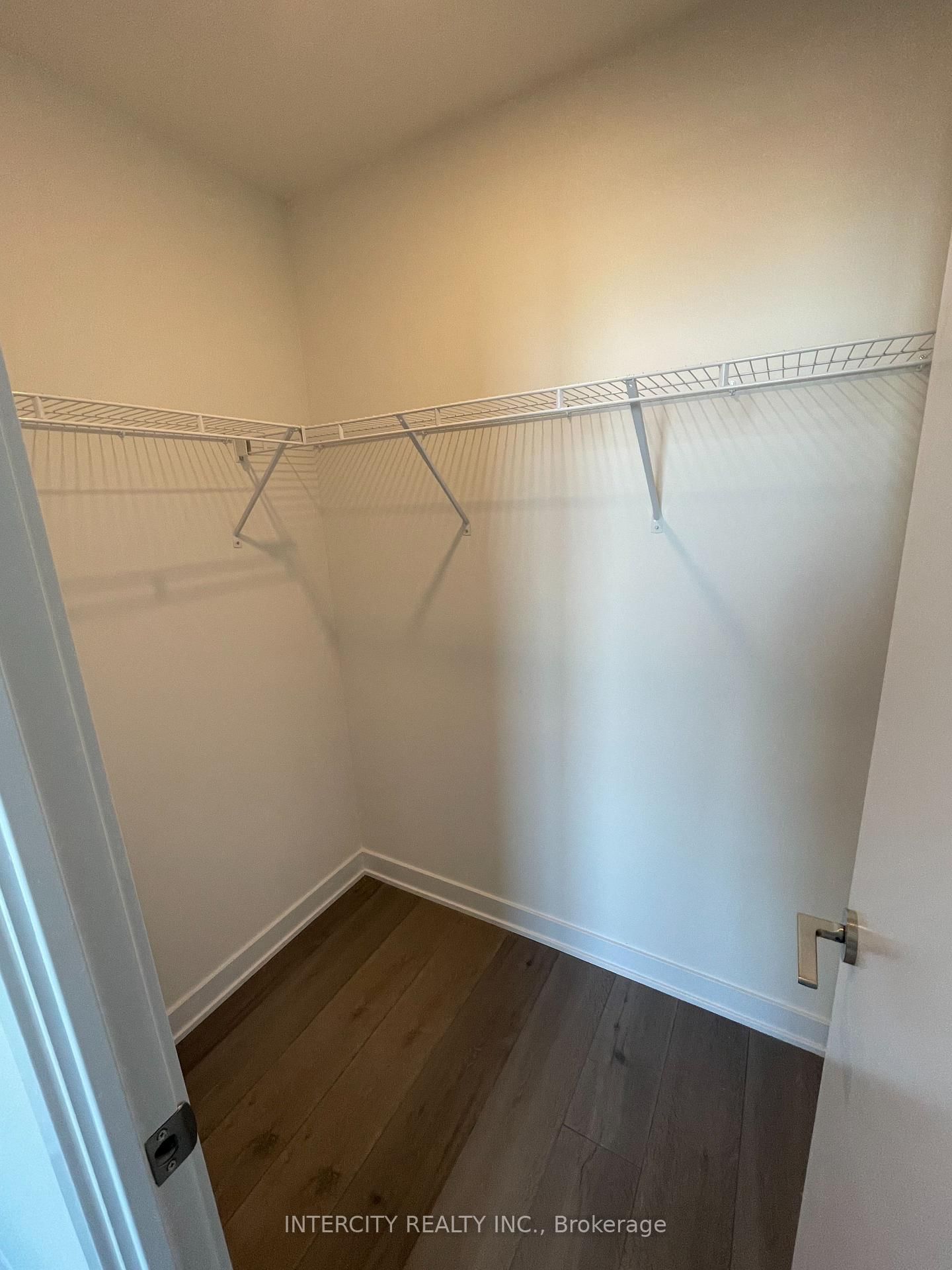 10 Honeycrisp Crescent, Unit 1215 - Photo 8