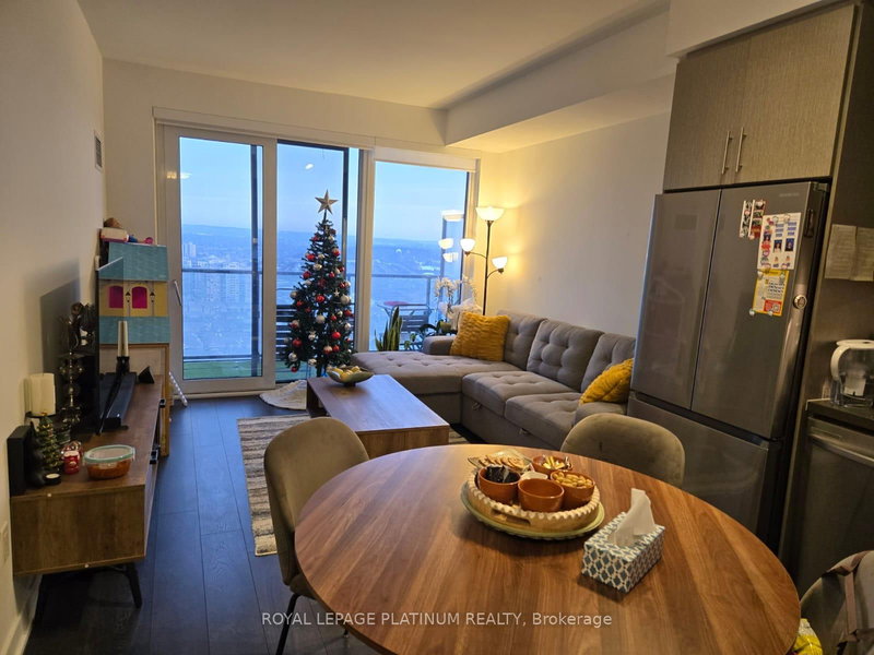 home for lease on 2804-105 Oneida Crescent