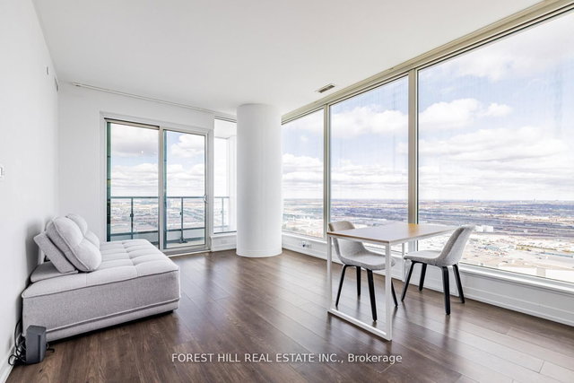 4702 - 898 Portage Parkway