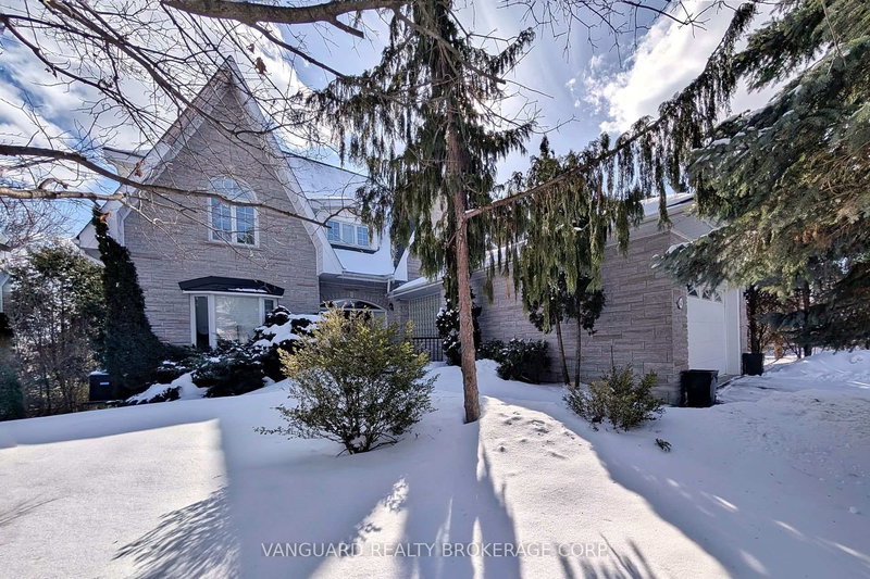 41 Cooperage Cres, Richmond Hill, L4C 9M2 | Image 3