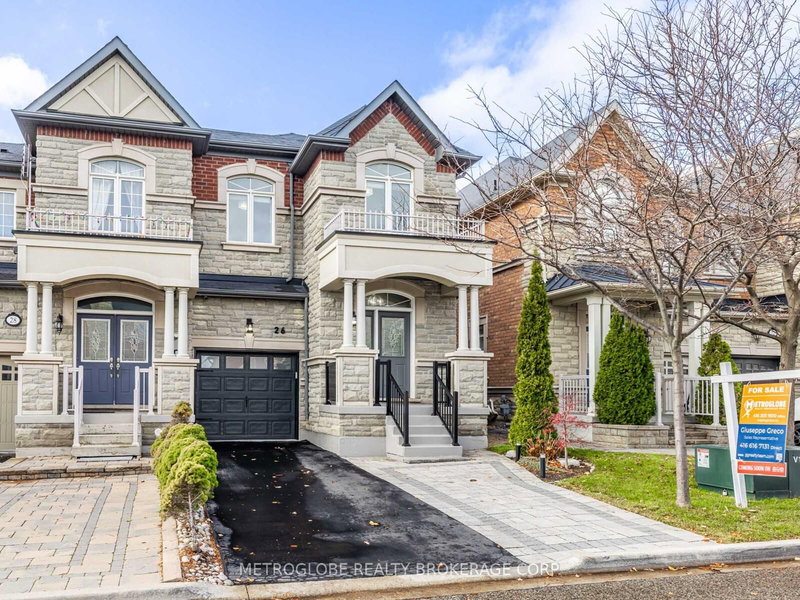 26 Spruce Pine Cres, Vaughan, L6A 4T3 | Image 2