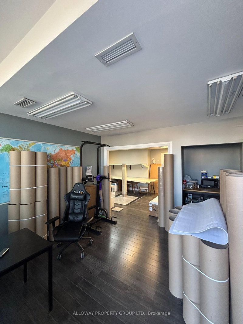 5 - 1260 Journey's End Circ, Newmarket, L3Y 8Z7 | Image 2