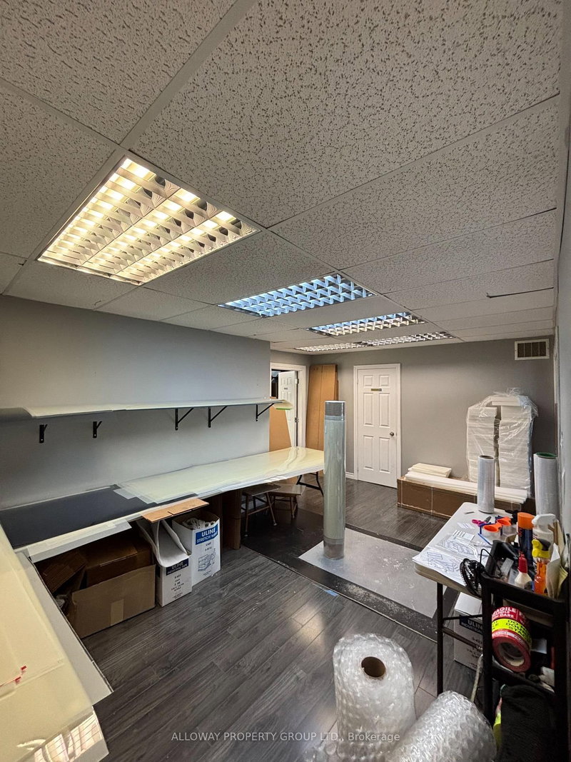 5 - 1260 Journey's End Circ, Newmarket, L3Y 8Z7 | Image 3