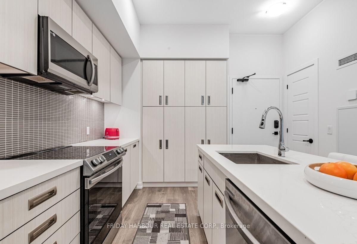 415 Sea Ray Avenue • #126 • Innisfil, ON photo 10