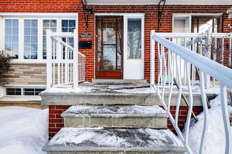 222 Elka Dr E, Richmond Hill, L4C 3A3 | Image 2