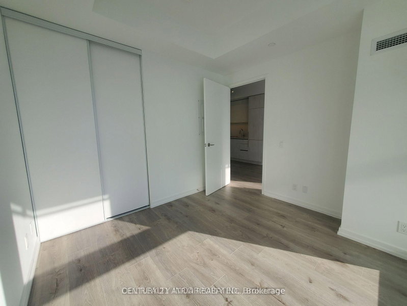 Room1